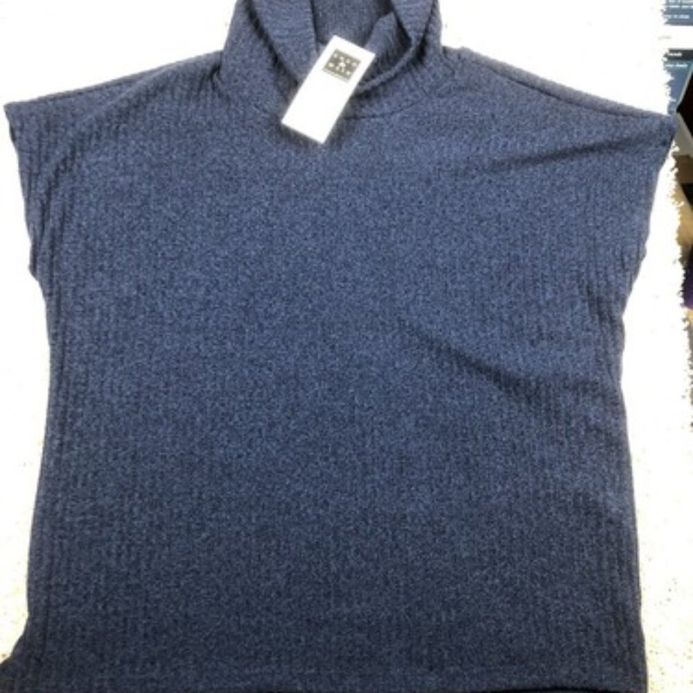 NWT Coco & Main Blue Soft Turtleneck Sleeveless Sweater WOMEN’S Warm